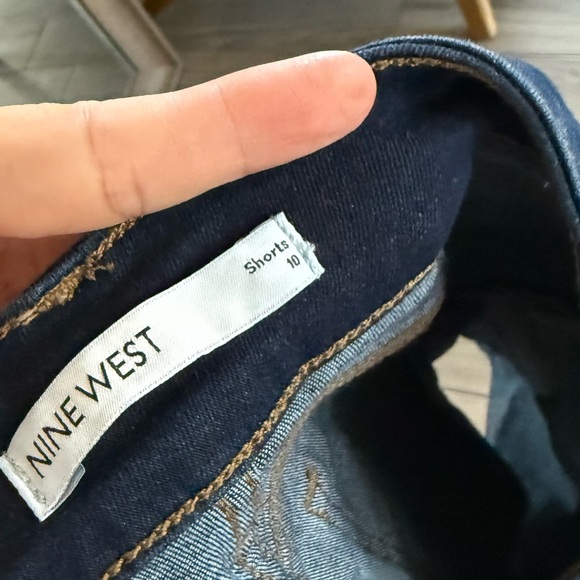 Nine West|Women’s dark blue Denim high waisted Jean Shorts,button fly•••size 10 - Picture 8 of 12